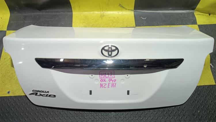 Крышка багажника Тойота Королла Аксио в Алейске 103985