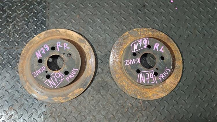 Тормозной диск Тойота Приус в Алейске 107938