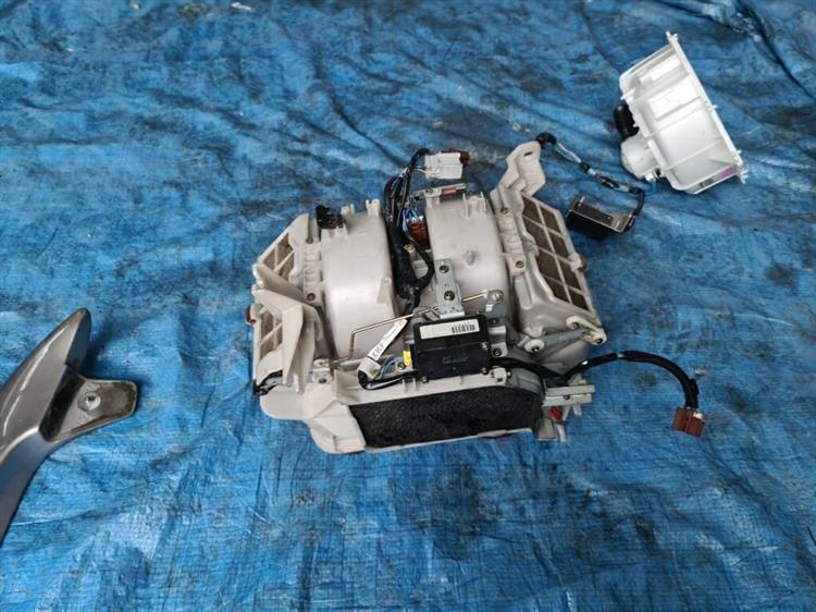Мотор печки Honda Legend