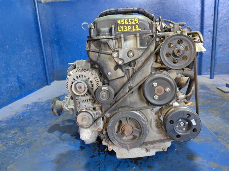 Двигатель Мазда МПВ в Алейске 456529
