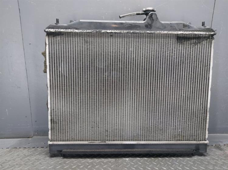 Радиатор основной Ниссан Серена в Алейске 476433