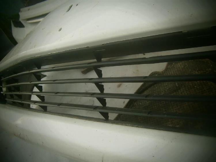 Решетка радиатора Тойота Приус в Алейске 72763